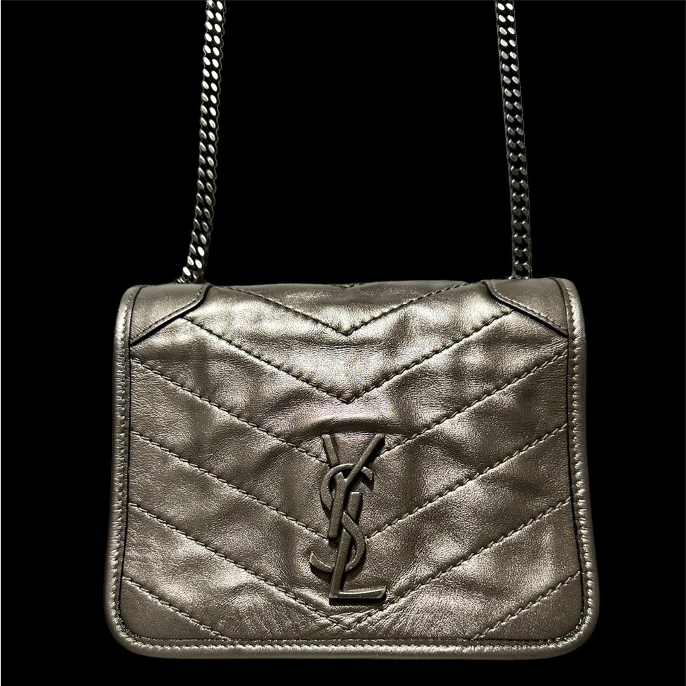 Saint Laurent Niki wallet on chain in Pewter color